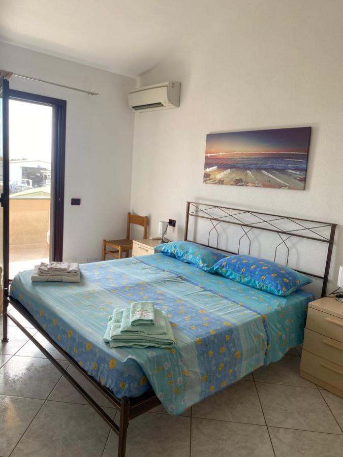 Villetta a 50 metri dal mare Porto Ottiolu Esterno foto